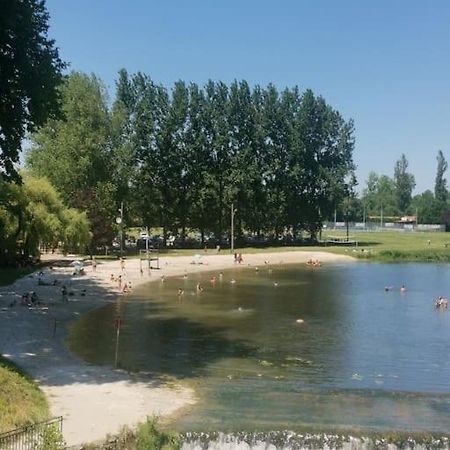 Apartament The Walnut Tree. Saint-Aulaye-Puymangou Zewnętrze zdjęcie