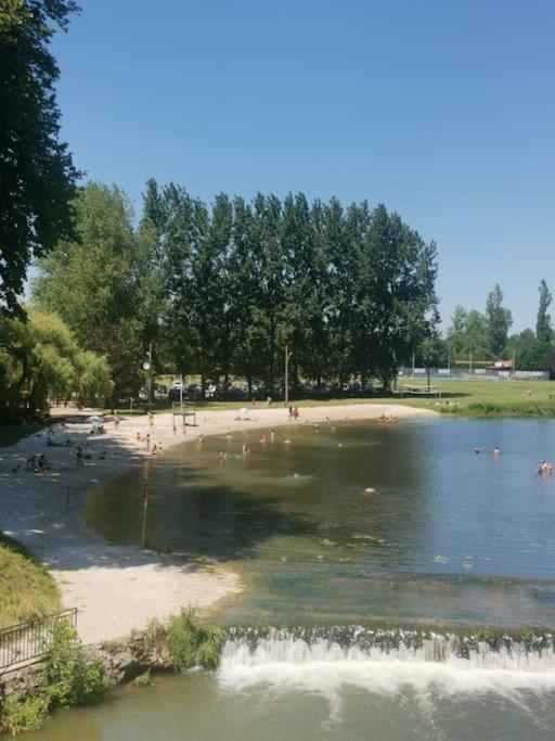 Apartament The Walnut Tree. Saint-Aulaye-Puymangou Zewnętrze zdjęcie