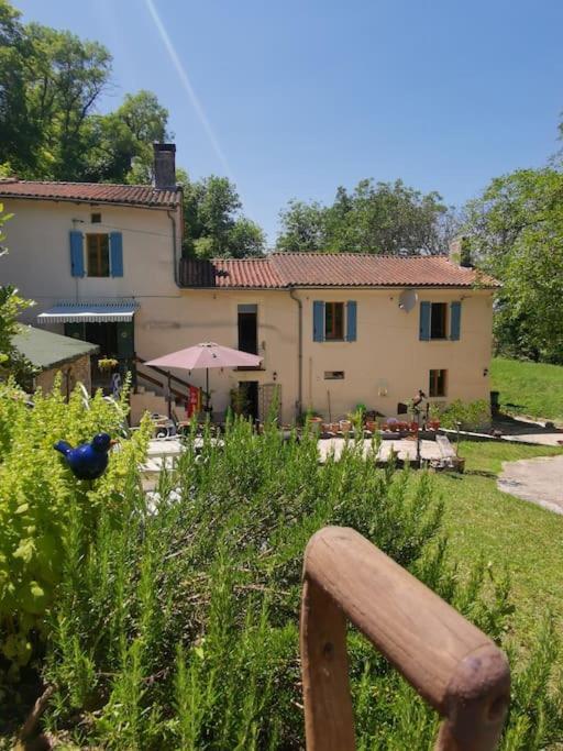 Apartament The Walnut Tree. Saint-Aulaye-Puymangou Zewnętrze zdjęcie